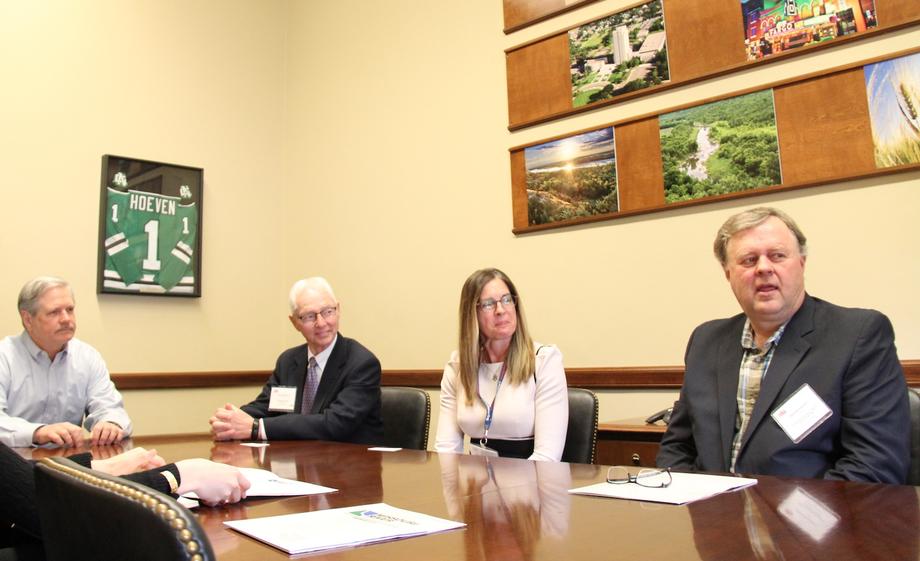 February 2019 - Senator Hoeven meets with representatives from Missouri River Energy.